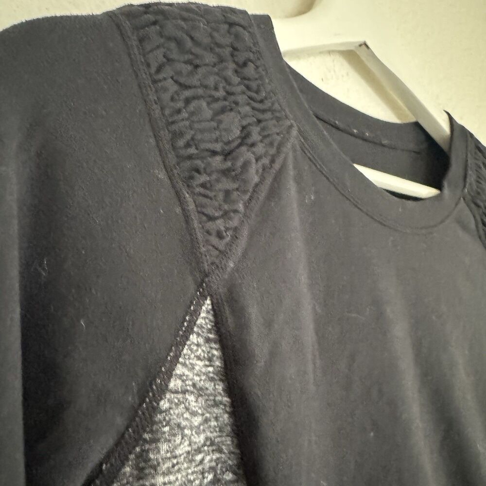 Lululemon Swiftly Tech Colorblock Long Sleeved Top Size 4 Athleisure Active Yoga - Picture 5 of 16